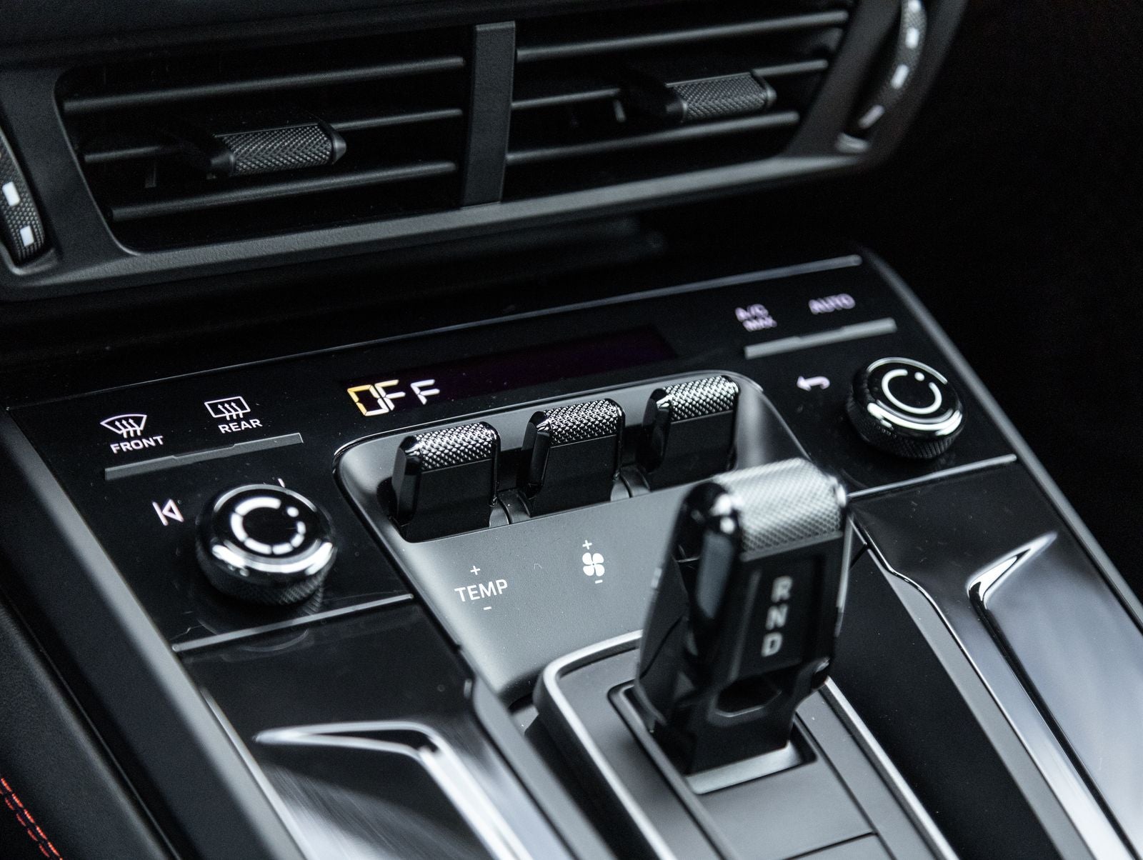 2025 Porsche 911 Carrera GTS