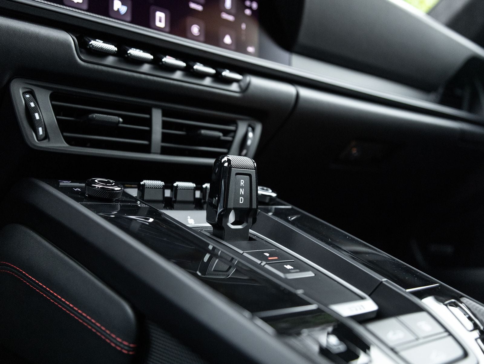 2025 Porsche 911 Carrera GTS