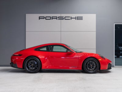 2025 Porsche 911 Carrera GTS