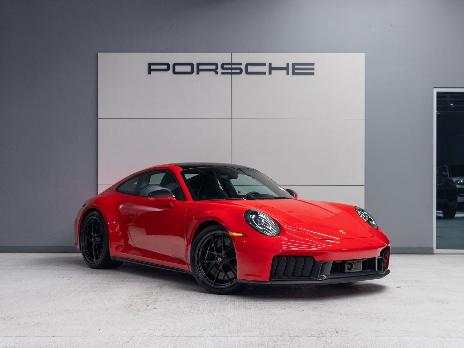 2025 Porsche 911 Carrera GTS