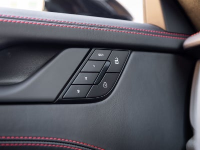 2025 Porsche 911 911 Carrera 4 GTS