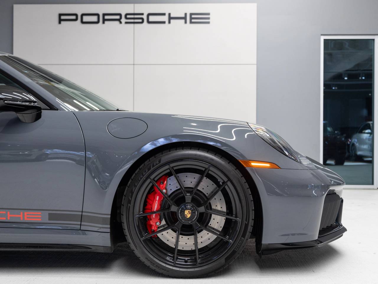 2025 Porsche 911 911 Carrera 4 GTS