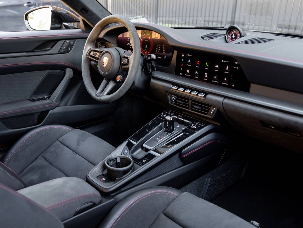 2025 Porsche 911 911 Carrera 4 GTS