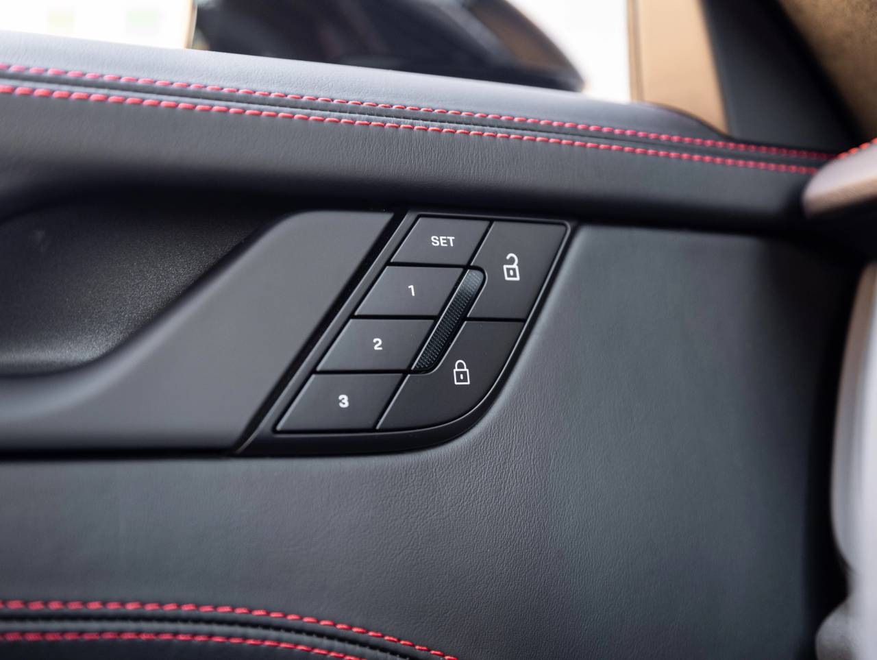 2025 Porsche 911 911 Carrera 4 GTS