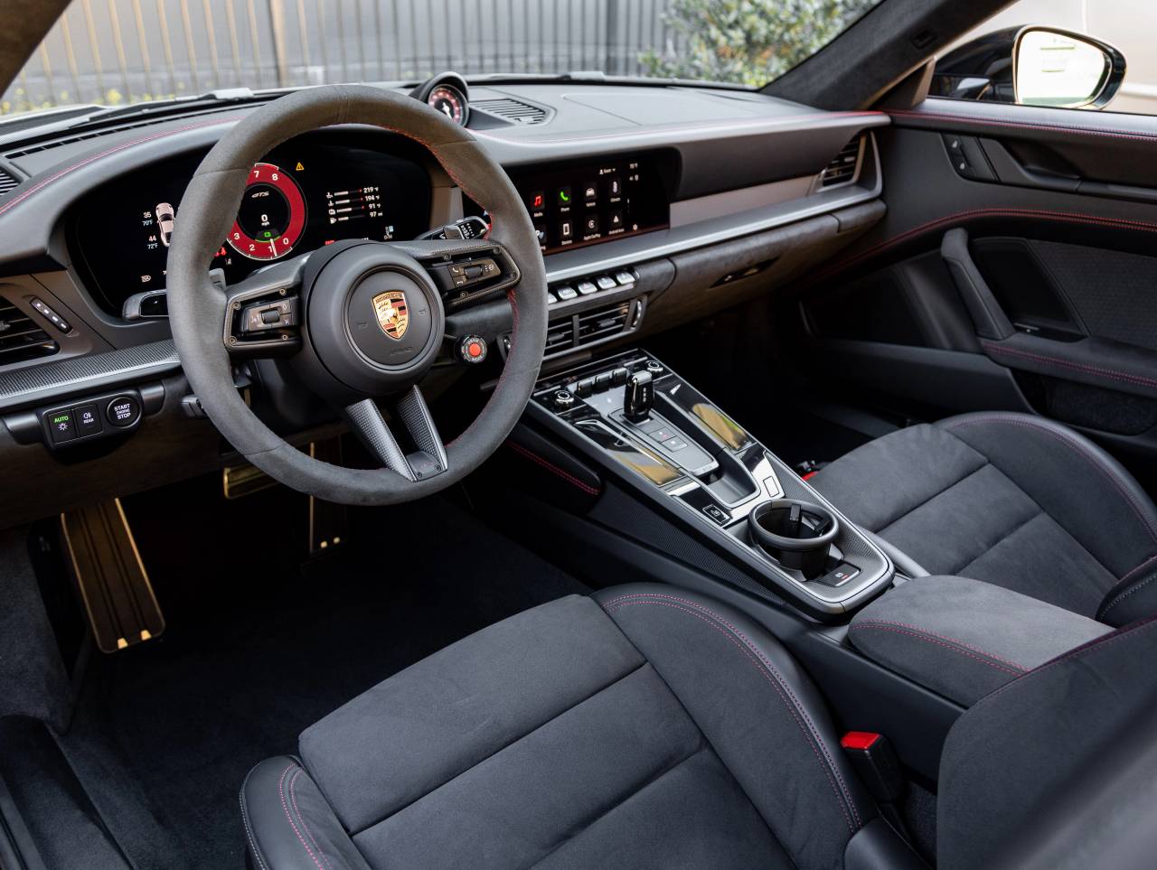 2025 Porsche 911 911 Carrera 4 GTS