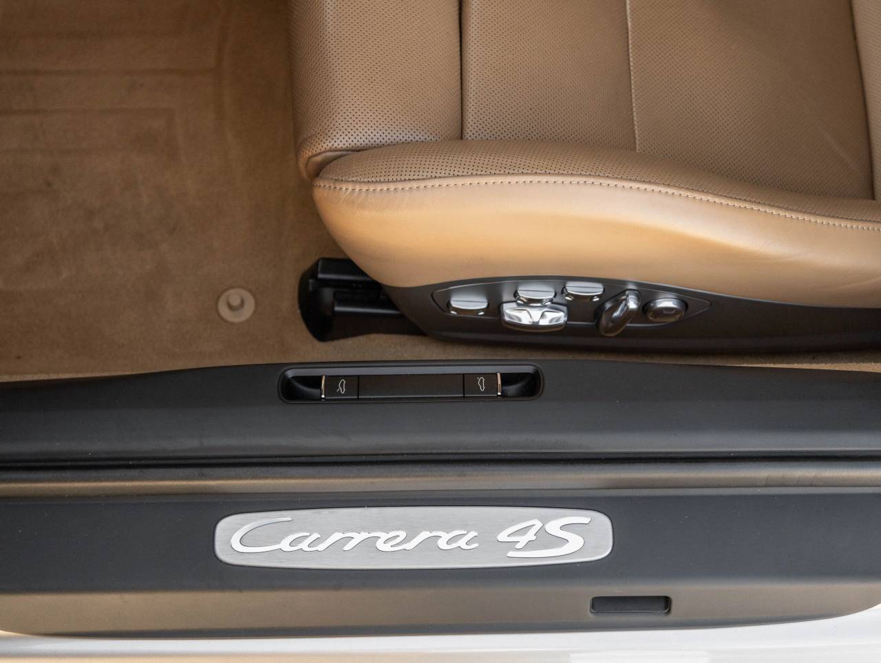 2013 Porsche 911 911 Carrera 4S Coupe