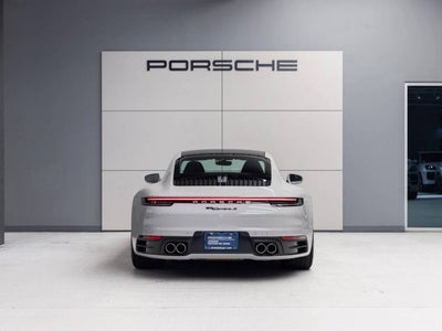 2022 Porsche 911 Carrera S