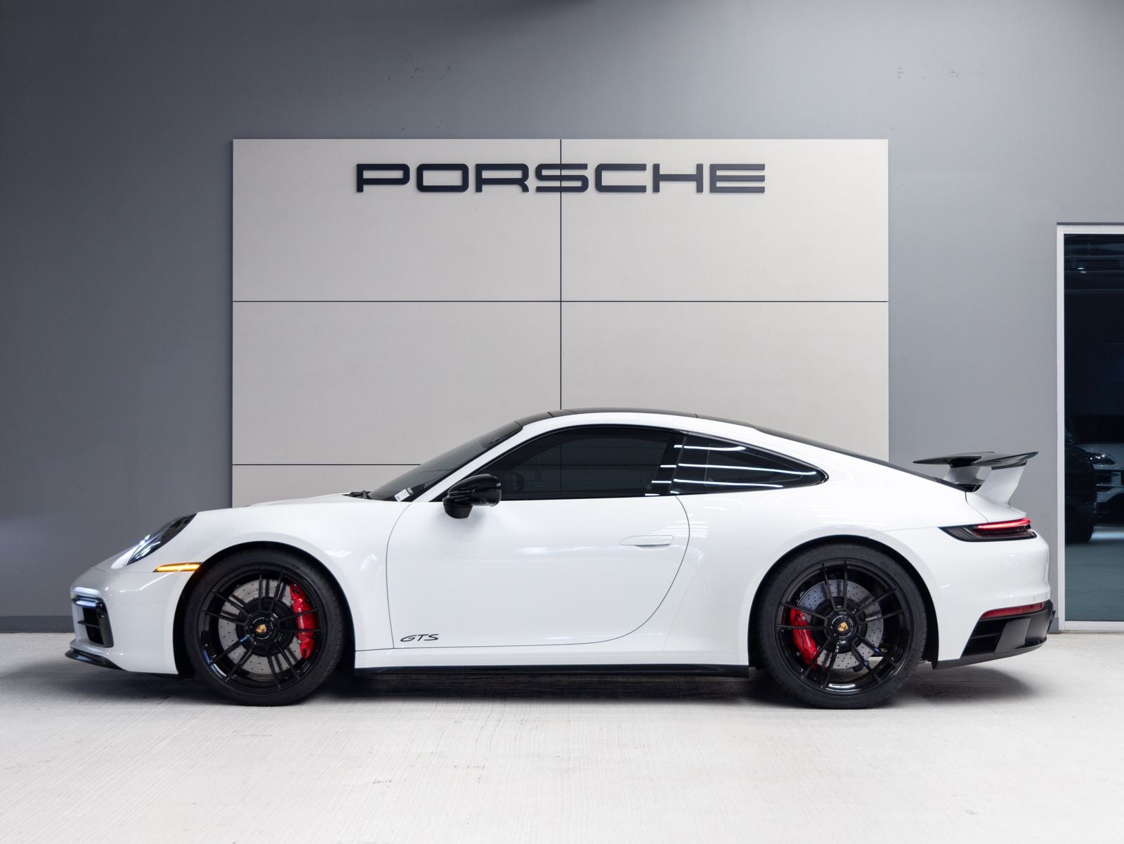 2024 Porsche 911 911 Carrera GTS (MY24)