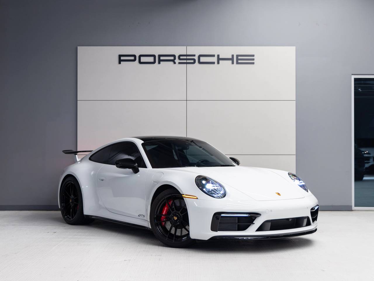 2024 Porsche 911 911 Carrera GTS (MY24)