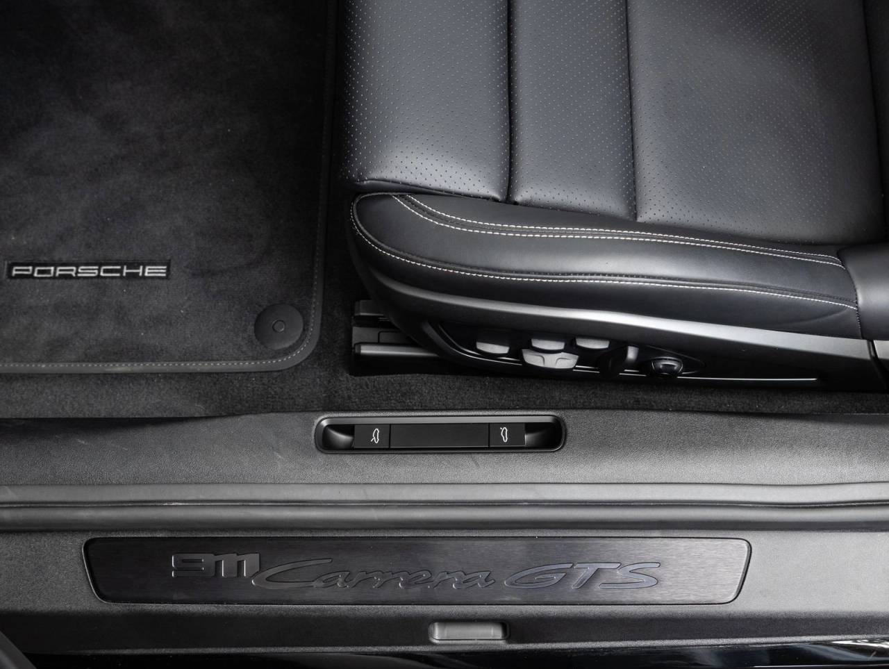 2026 Porsche 911 Carrera GTS