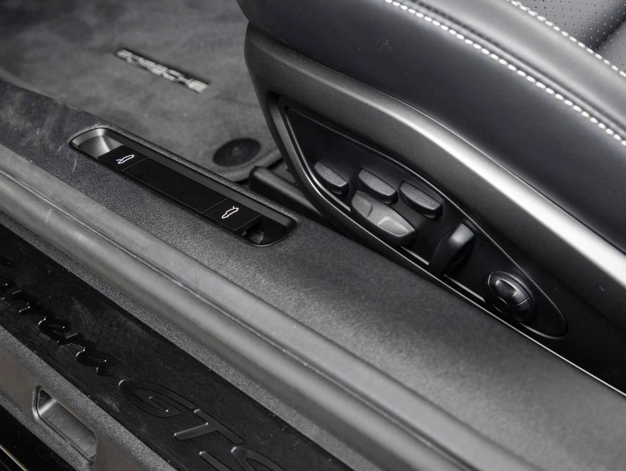 2026 Porsche 911 Carrera GTS