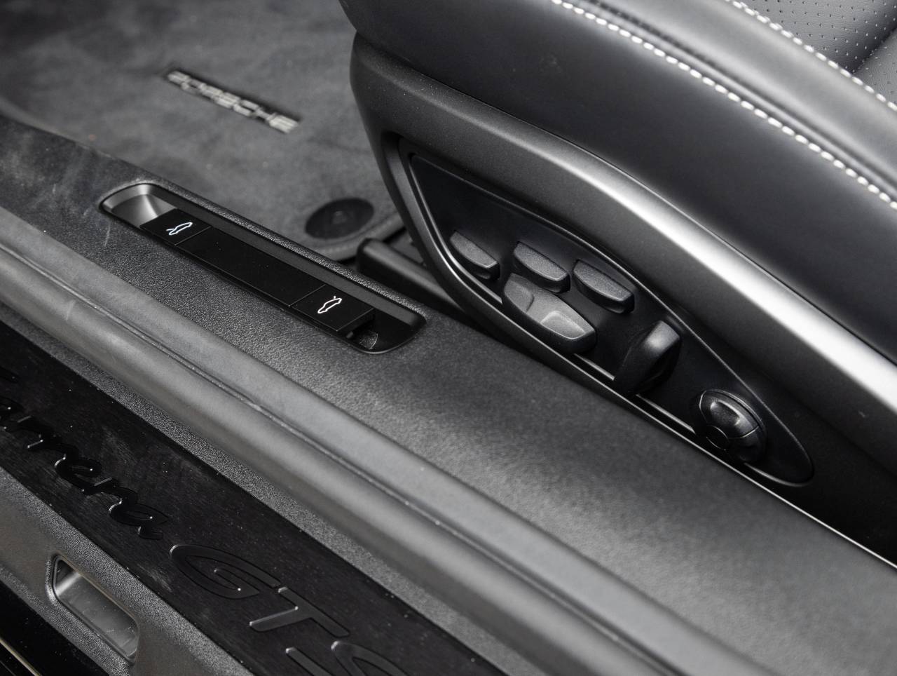 2026 Porsche 911 Carrera GTS