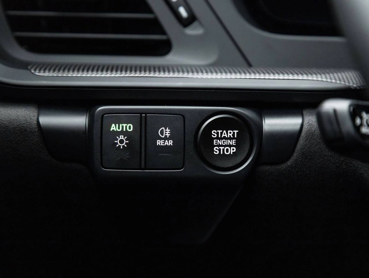 2025 Porsche 911 Carrera 4 GTS