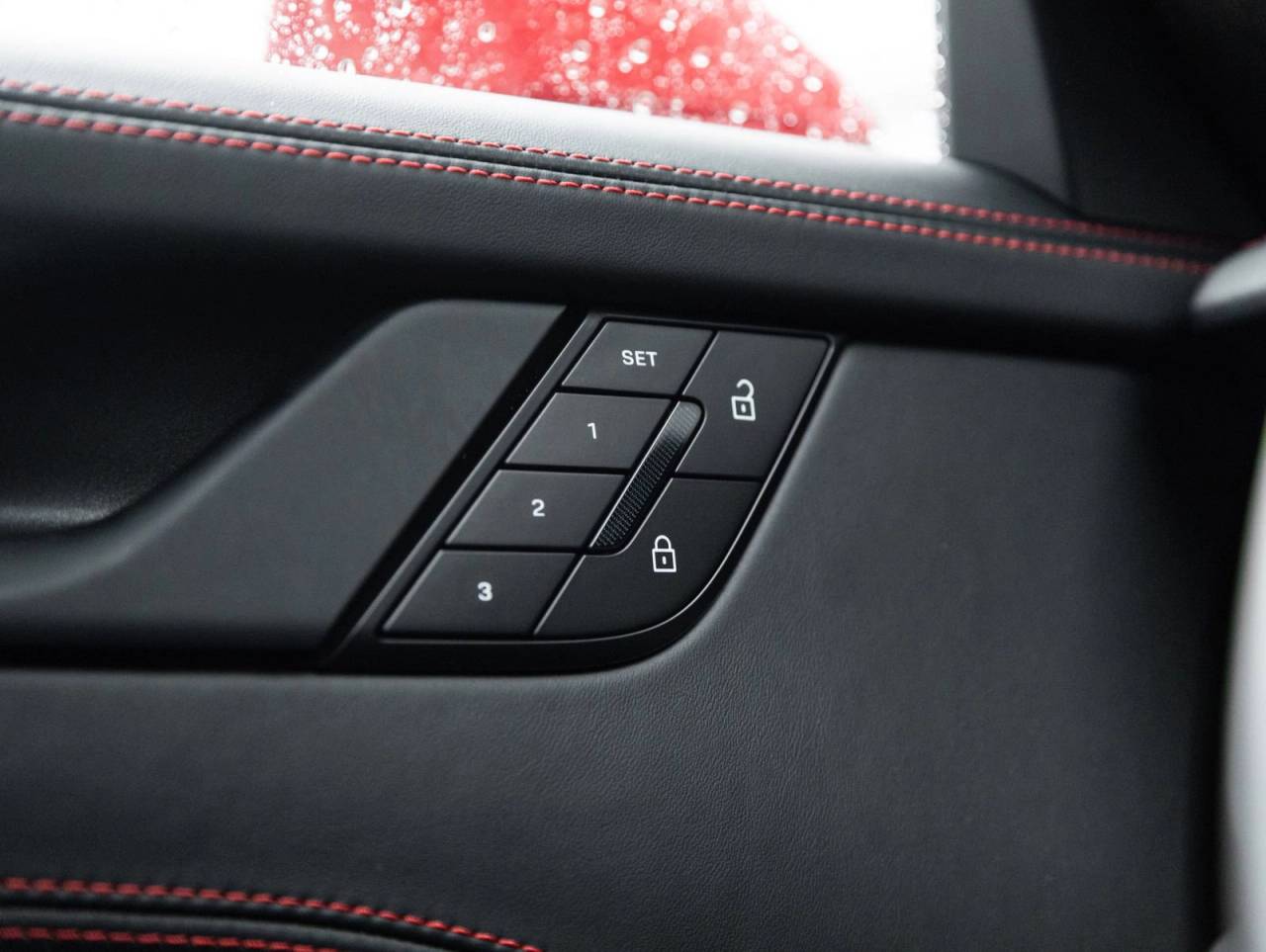 2025 Porsche 911 Carrera 4 GTS