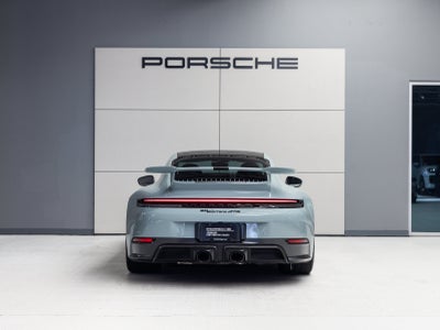 2025 Porsche 911 Carrera GTS