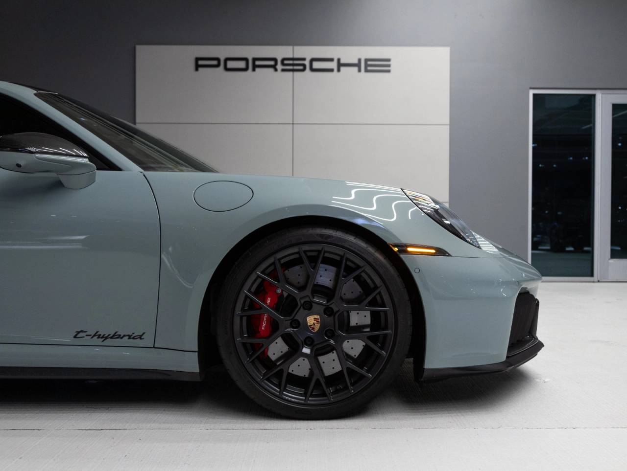 2025 Porsche 911 911 Carrera GTS