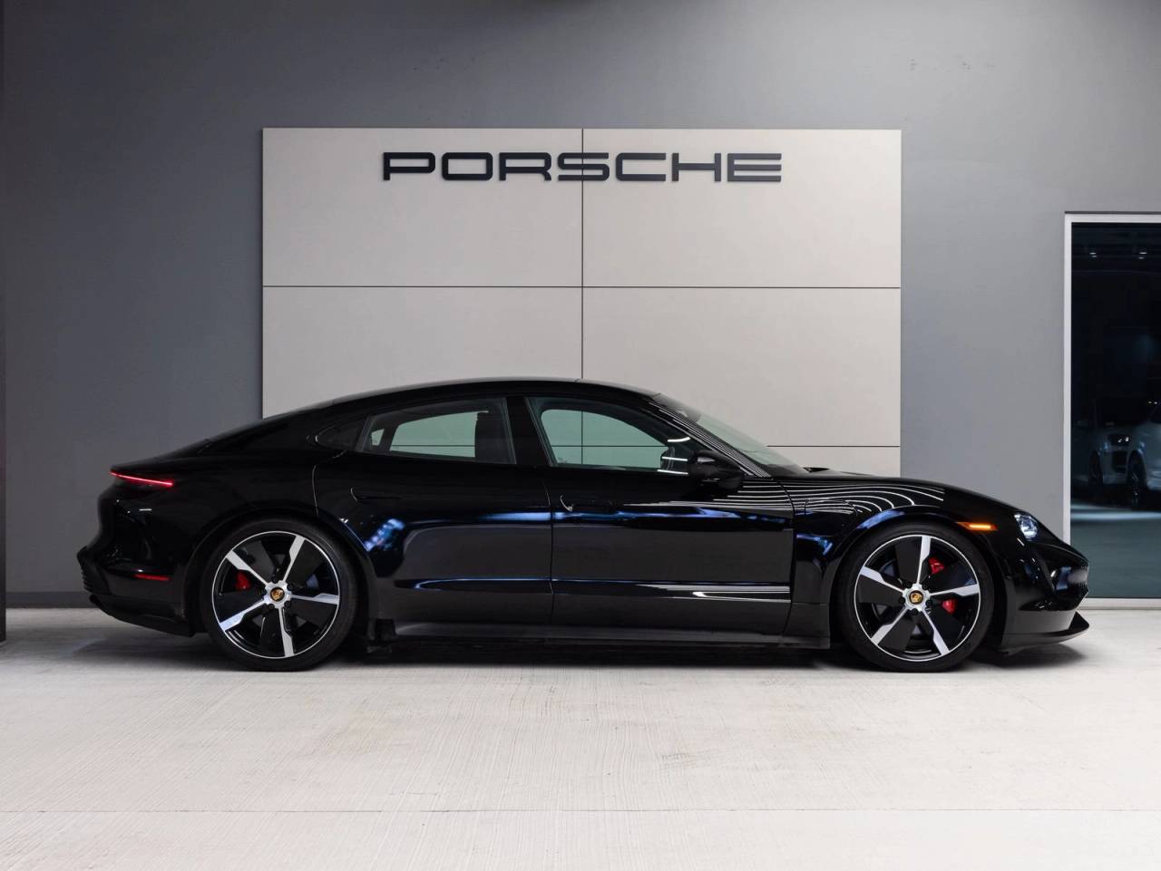 2023 Porsche Taycan Taycan 4S (MY23)