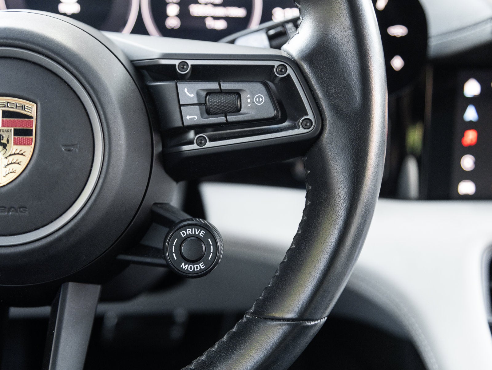 2025 Porsche Taycan Taycan 4S