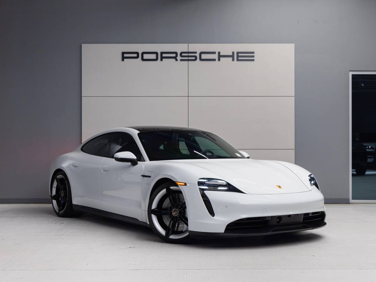 2020 Porsche Taycan 4S