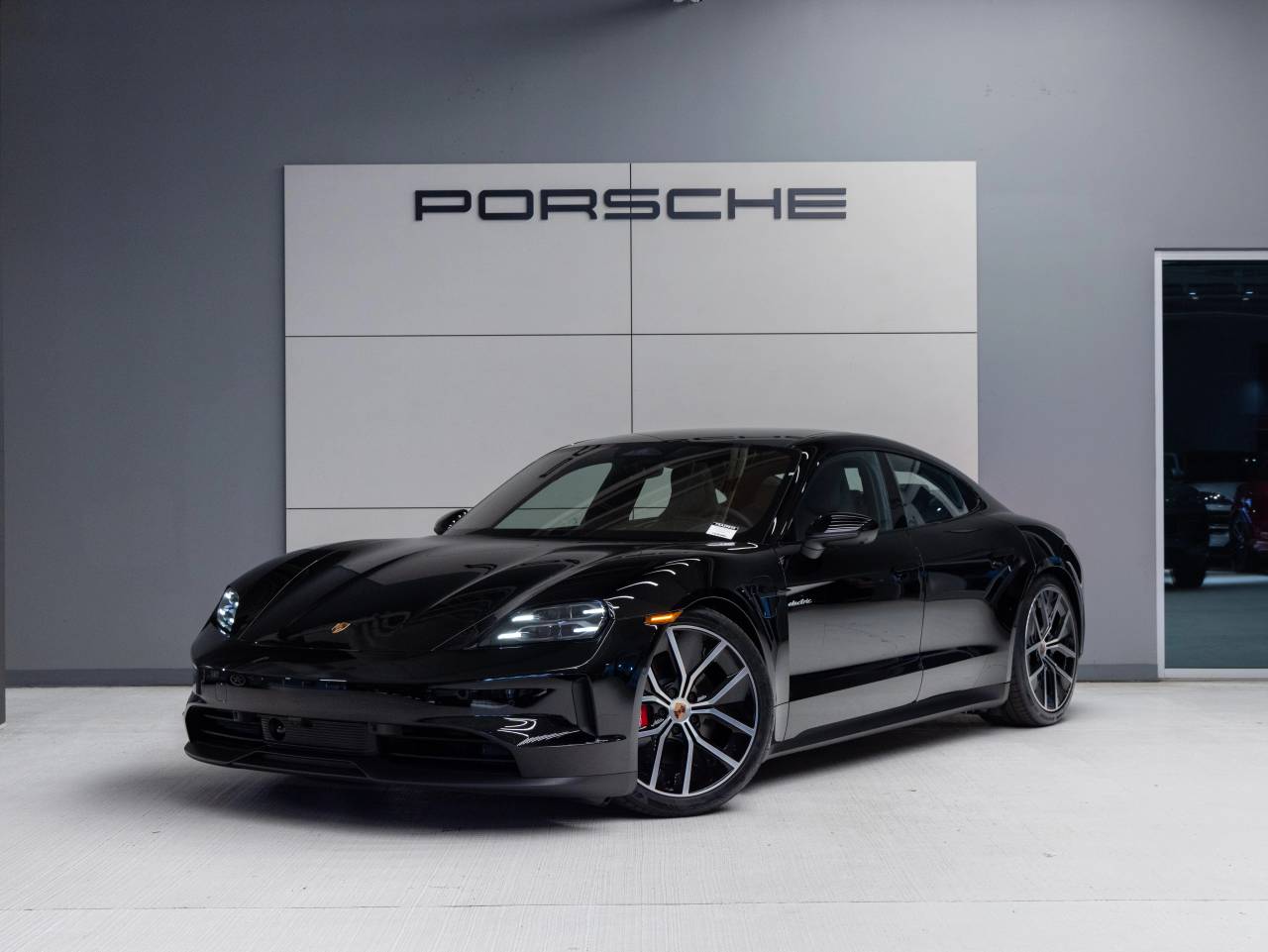 2026 Porsche Taycan 4S