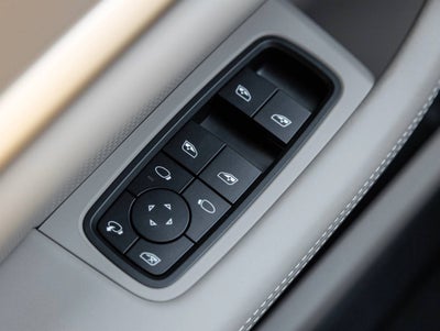 2026 Porsche Taycan 4S