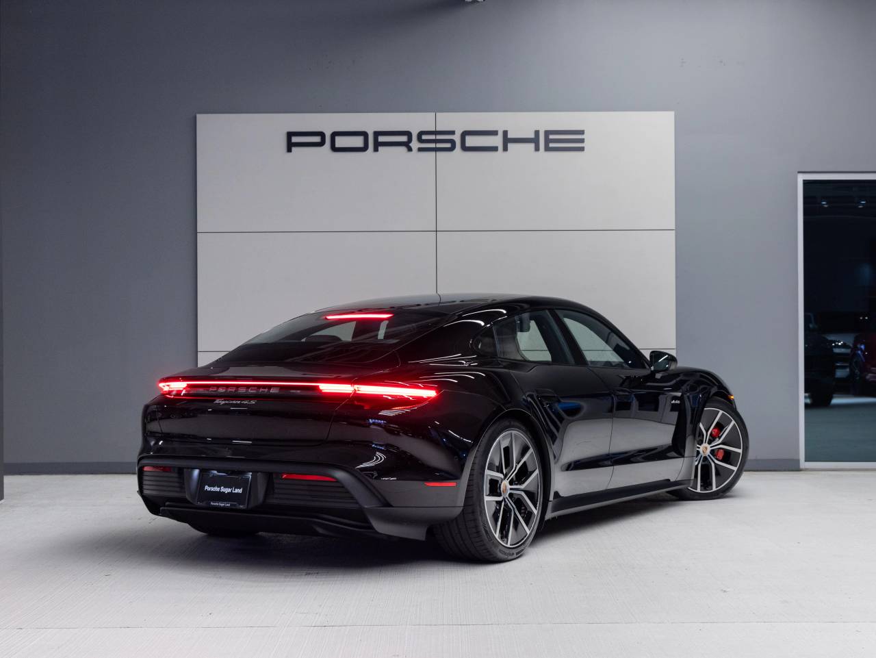 2026 Porsche Taycan 4S