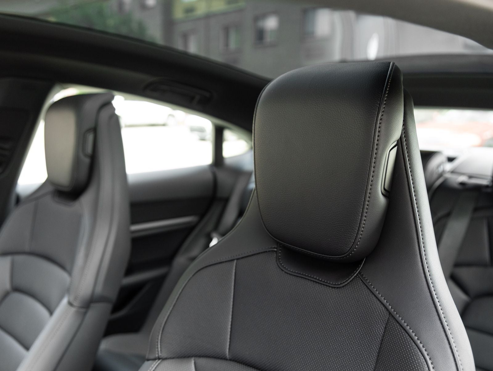 2026 Porsche Taycan 4S