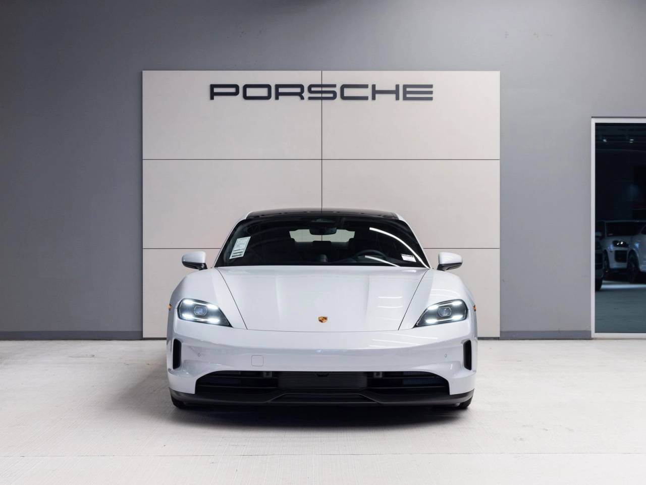 2026 Porsche Taycan 4S