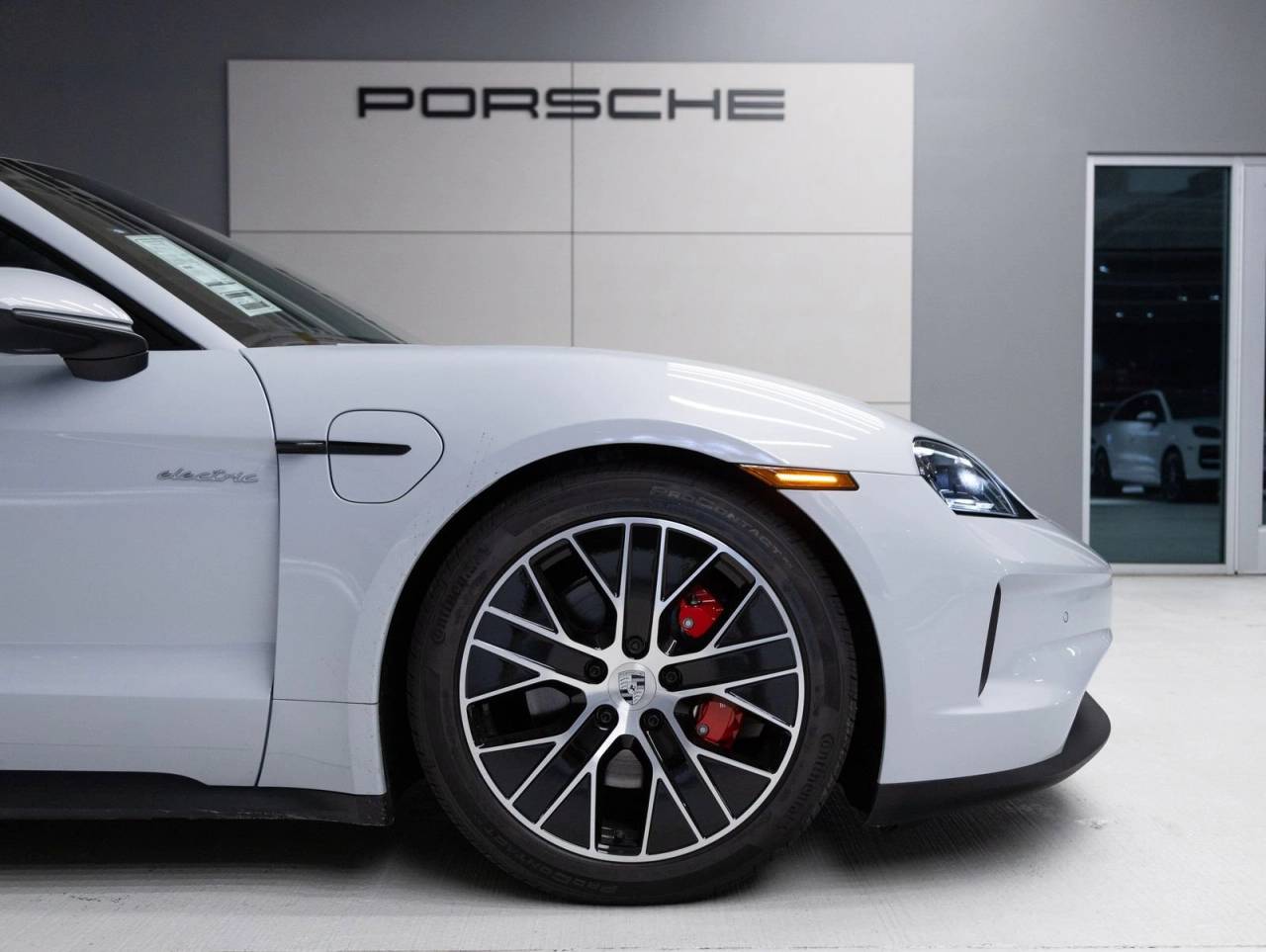 2026 Porsche Taycan 4S