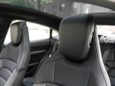 2026 Porsche Taycan 4S