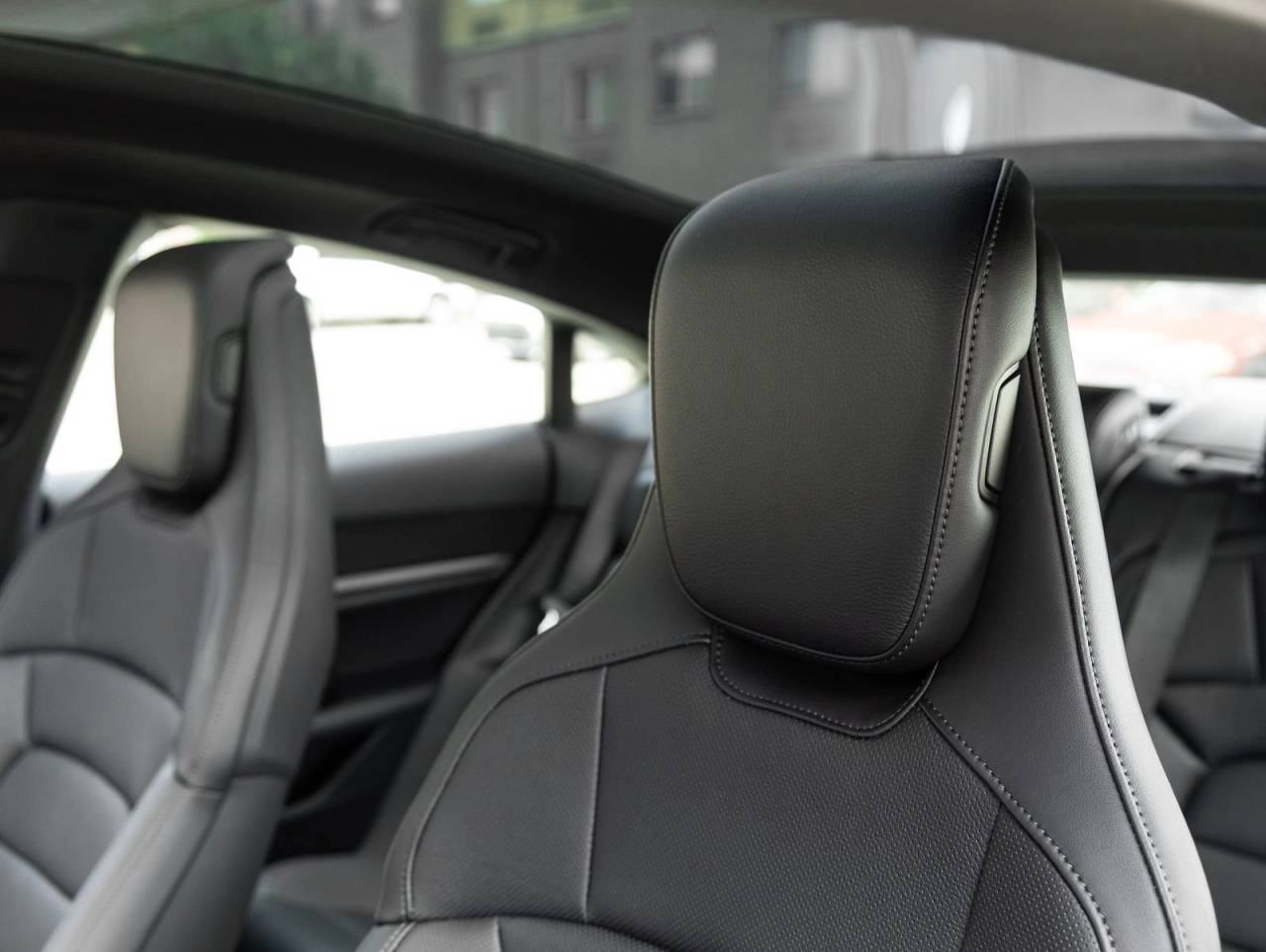 2026 Porsche Taycan 4S