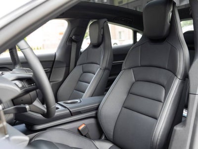 2026 Porsche Taycan 4S
