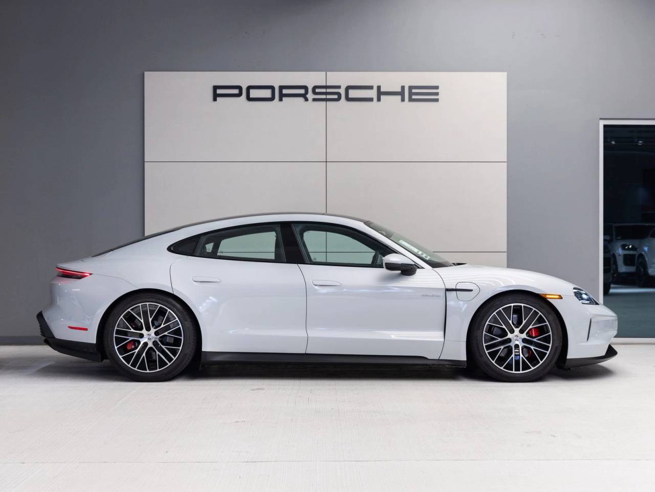 2026 Porsche Taycan 4S