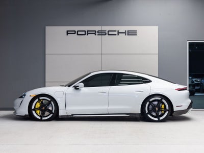 2020 Porsche Taycan Taycan Turbo