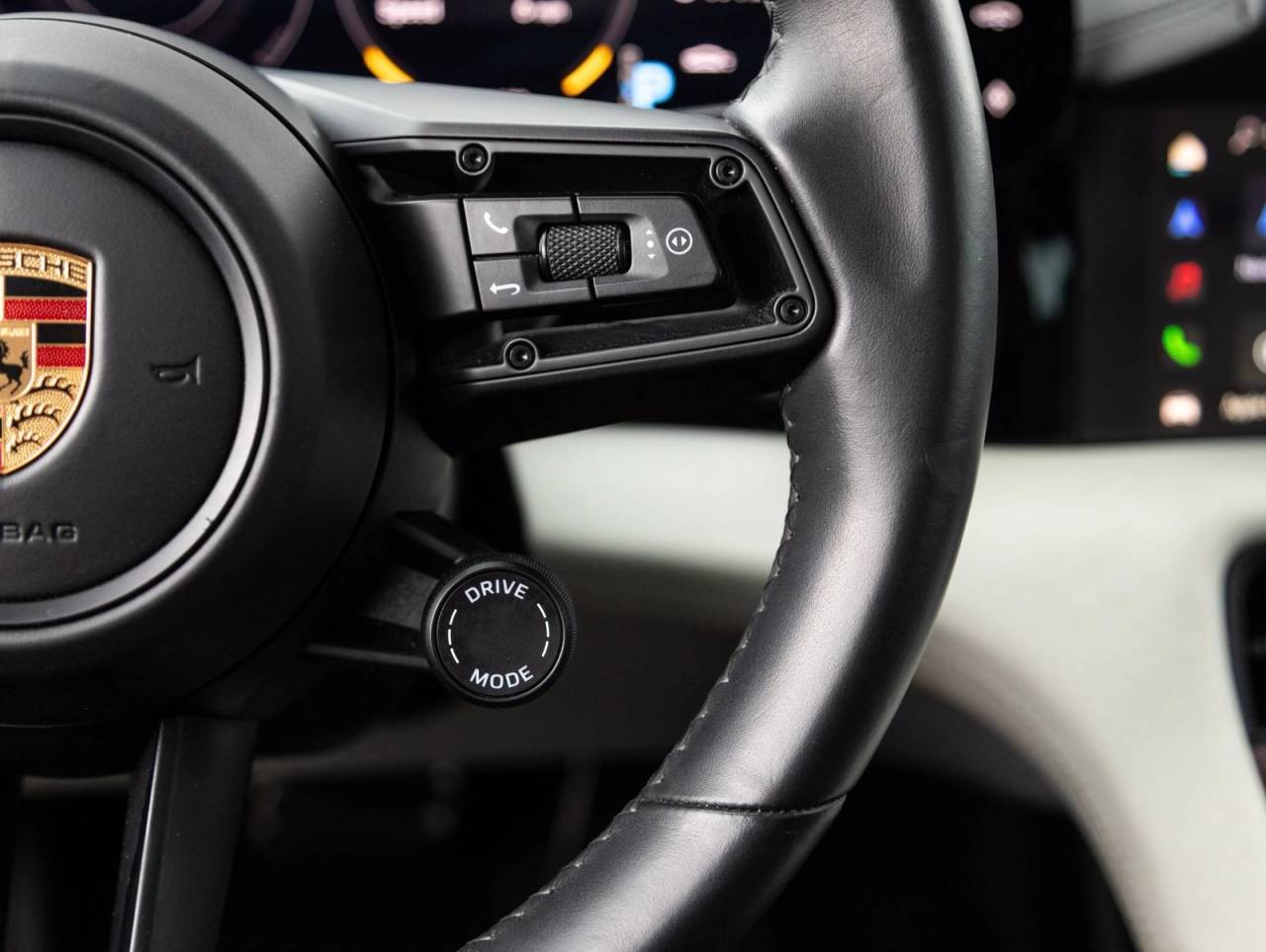 2020 Porsche Taycan Taycan Turbo