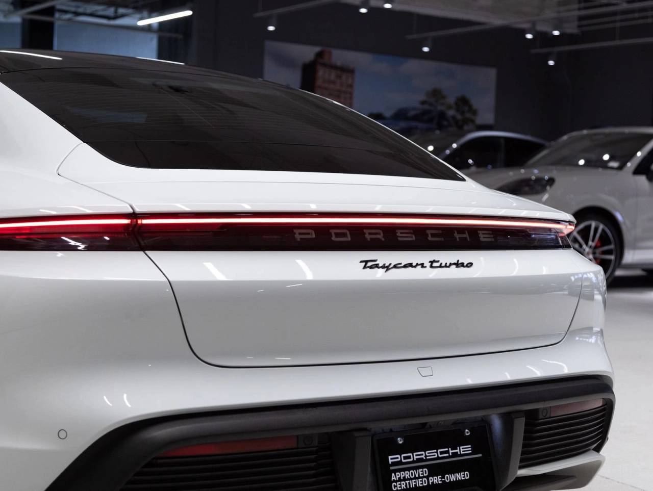 2020 Porsche Taycan Taycan Turbo