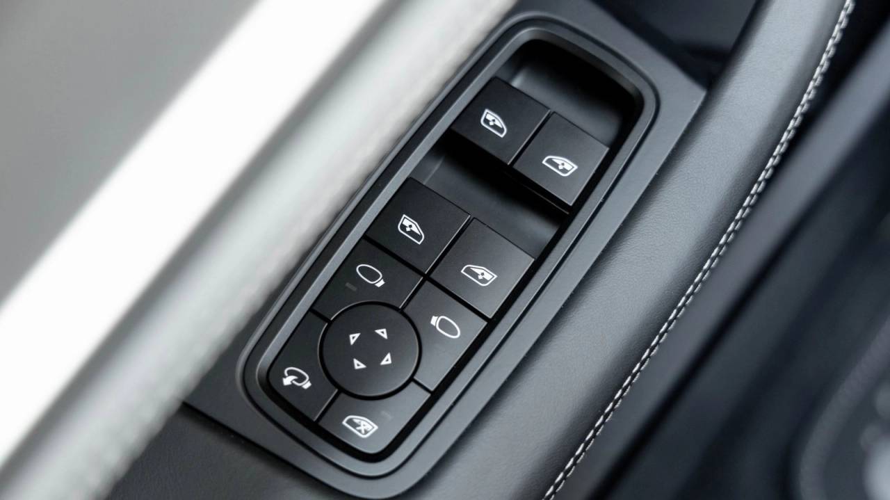 2025 Porsche Taycan Taycan Turbo