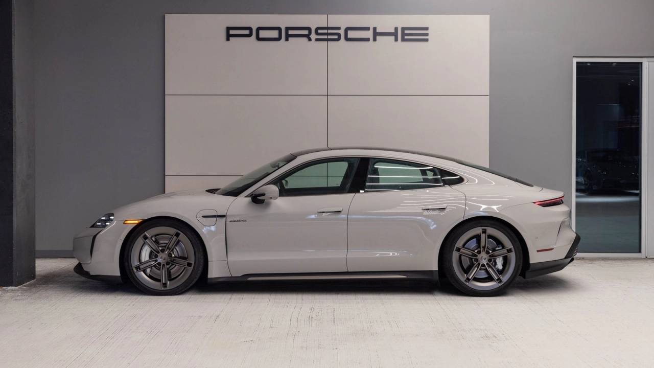 2025 Porsche Taycan Taycan Turbo