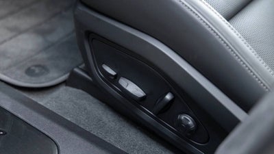 2025 Porsche Taycan Taycan Turbo