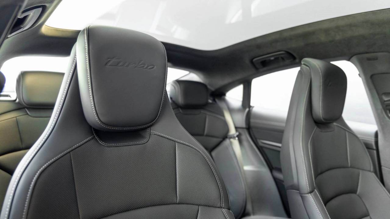 2025 Porsche Taycan Taycan Turbo