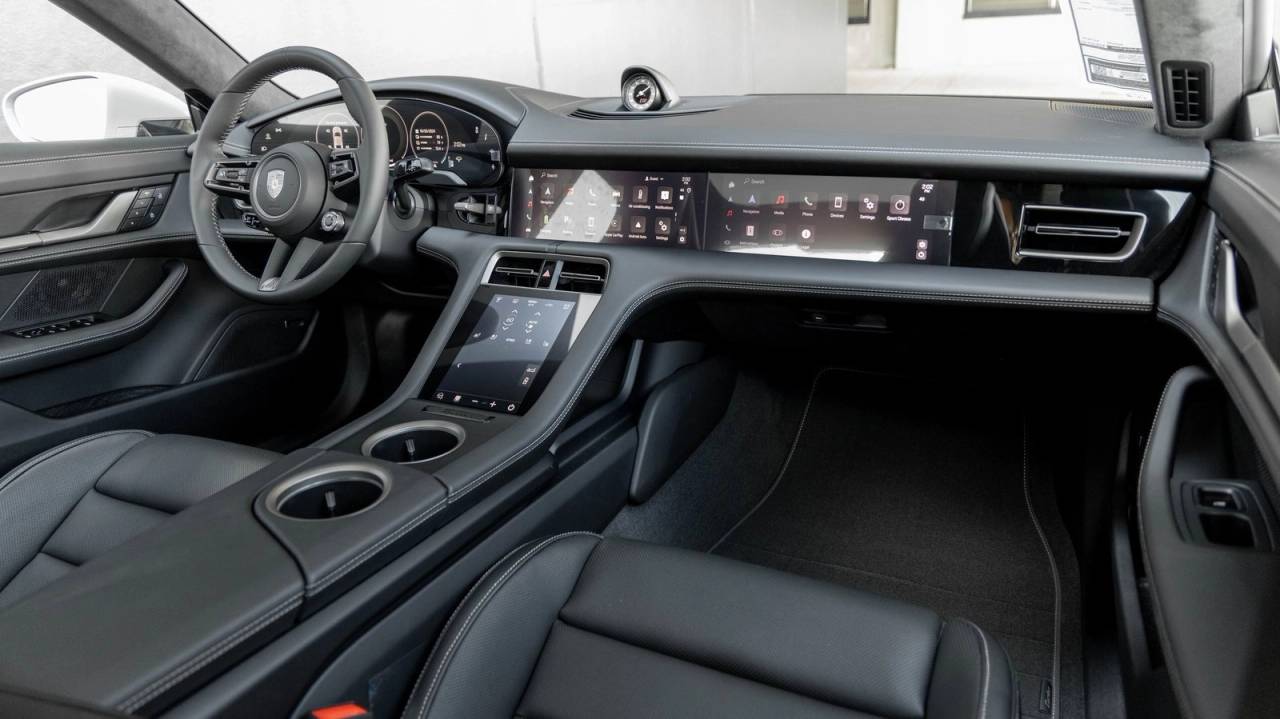 2025 Porsche Taycan Taycan Turbo