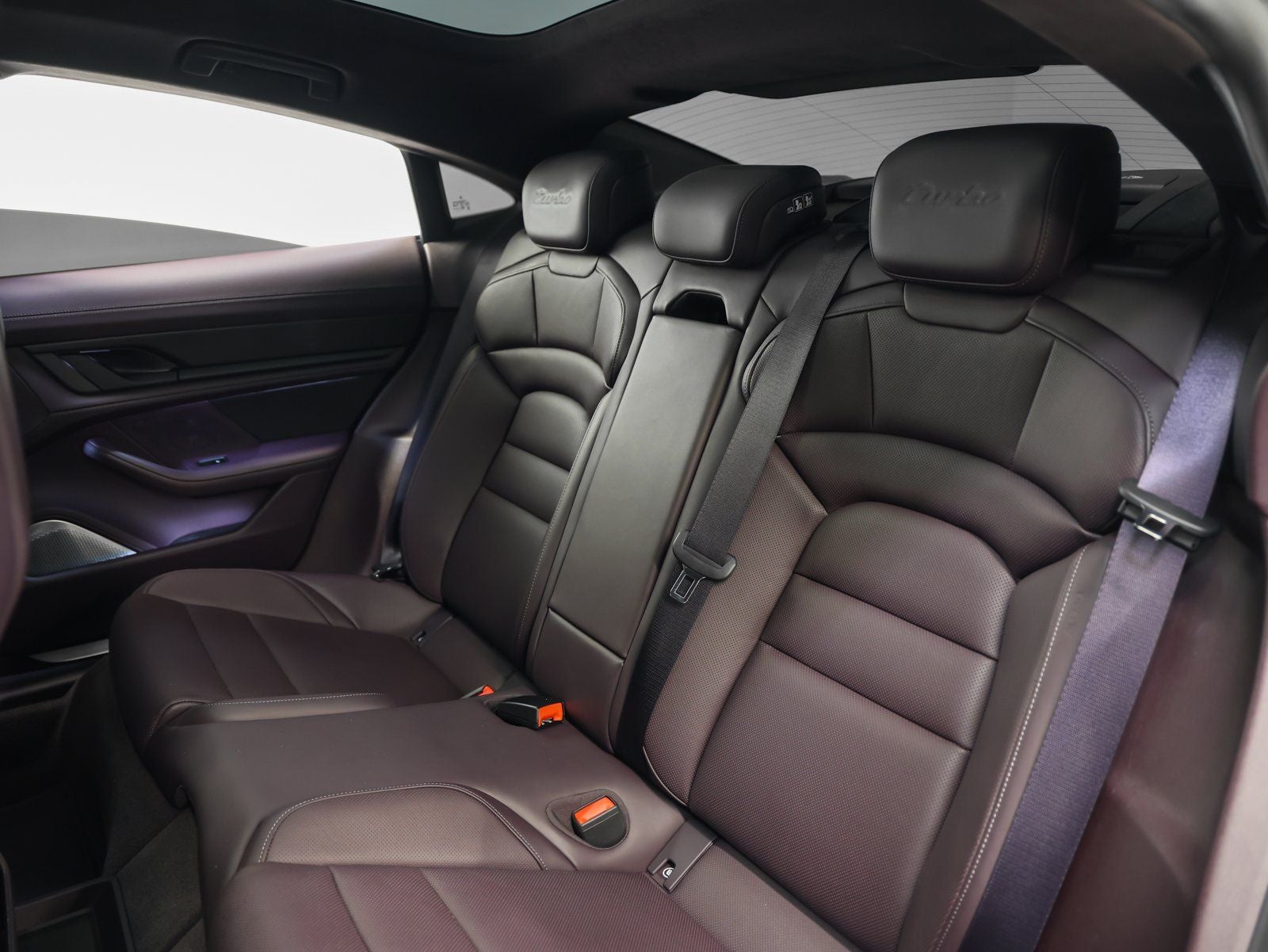 2024 Porsche Taycan Turbo