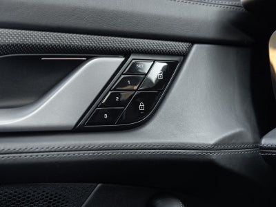 2021 Porsche Taycan Taycan Turbo S