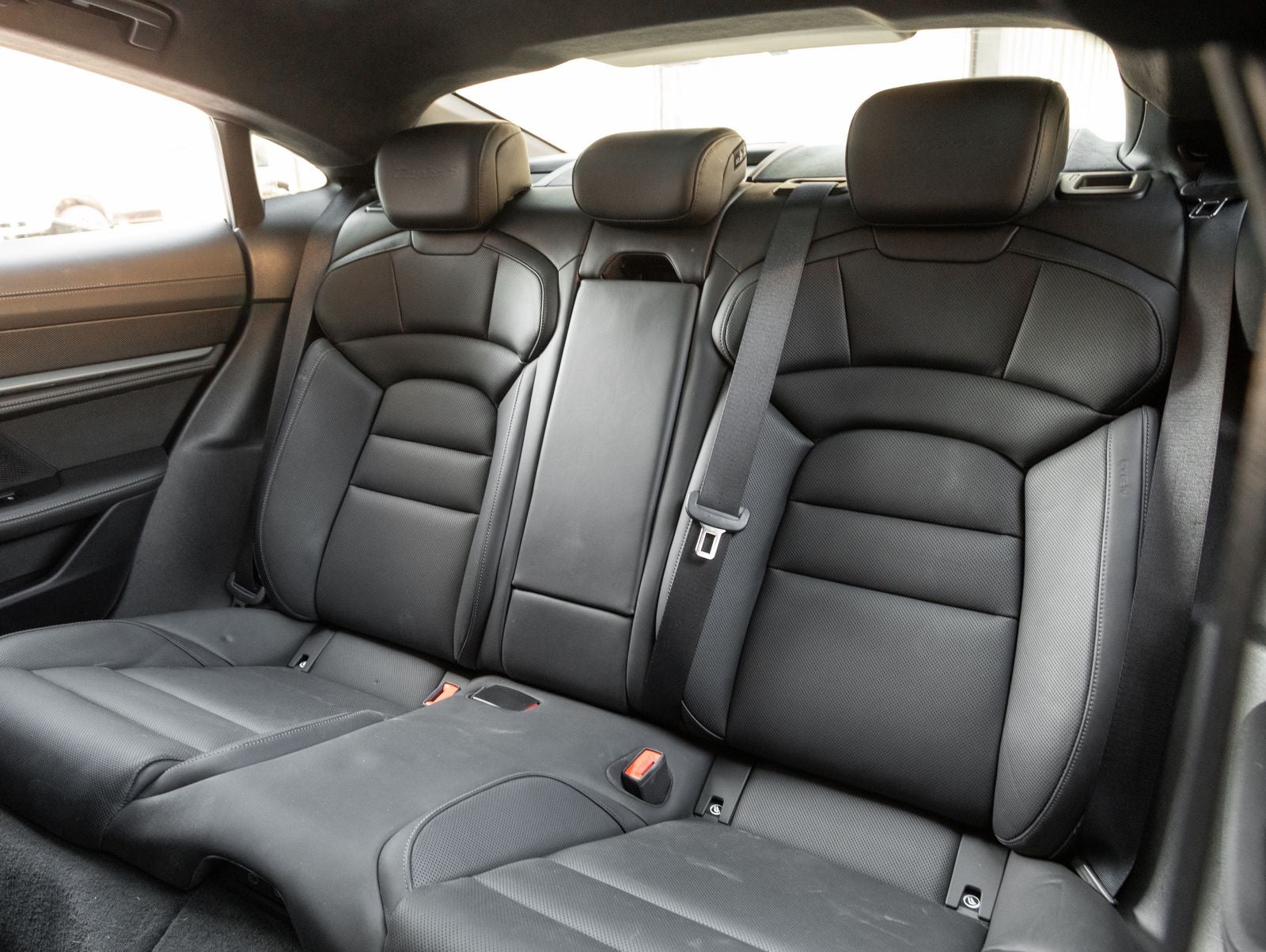 2021 Porsche Taycan Taycan Turbo S