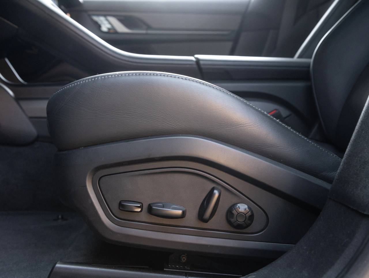 2021 Porsche Taycan Taycan Turbo S