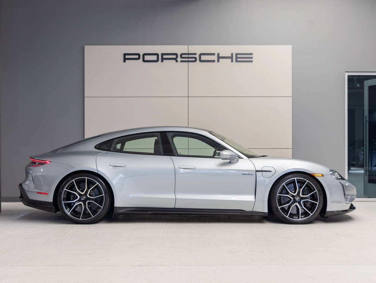 2026 Porsche Taycan Taycan Turbo S