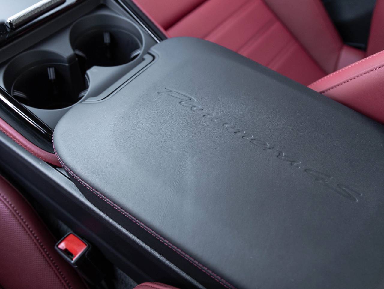 2026 Porsche Panamera Panamera 4S E-Hybrid