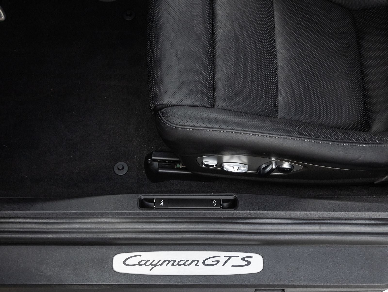 2024 Porsche 718 Cayman GTS 4.0