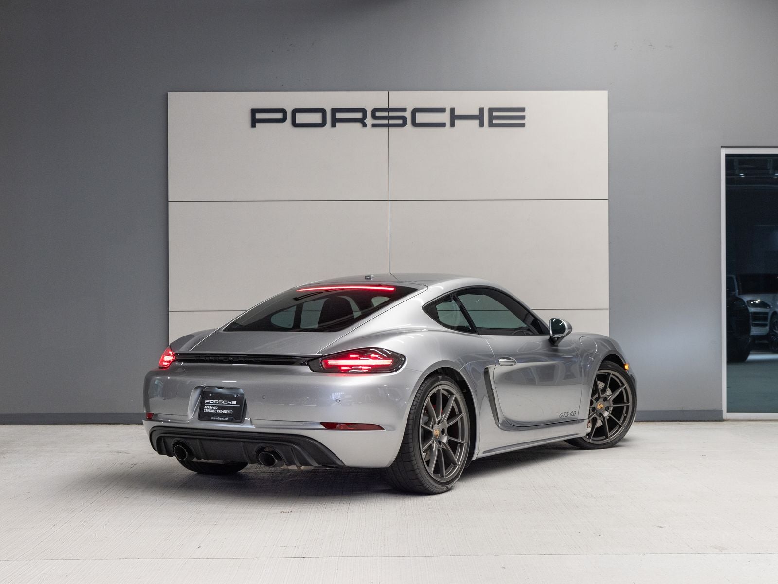2024 Porsche 718 Cayman GTS 4.0