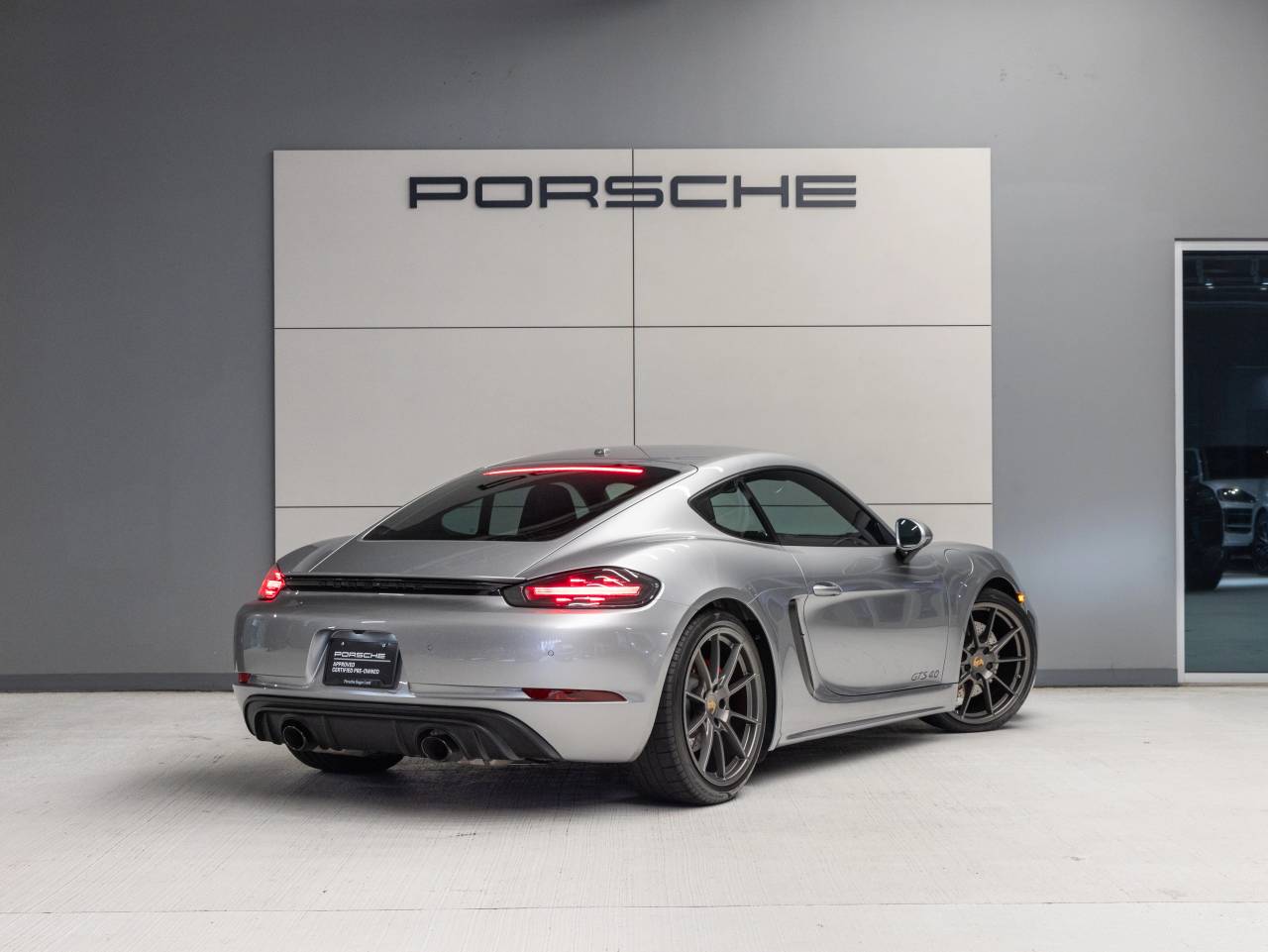 2024 Porsche 718 Cayman GTS 4.0